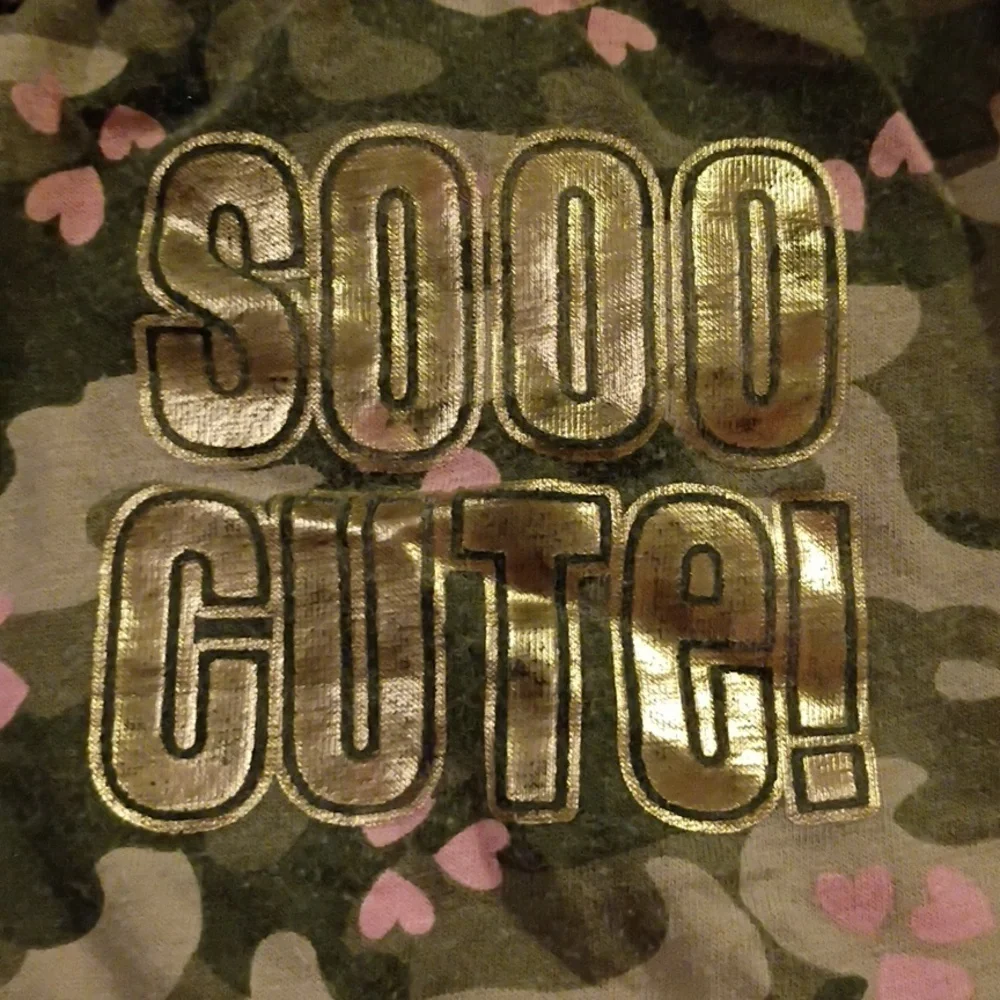 Garanimals Green and Pink Camouflage Bodysuit - Picture 2 of 7